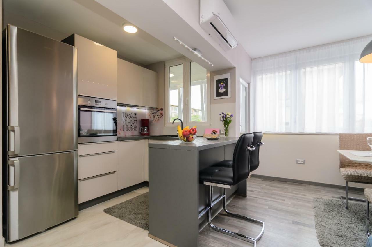 Calm Apartment & Room Zadar Bagian luar foto